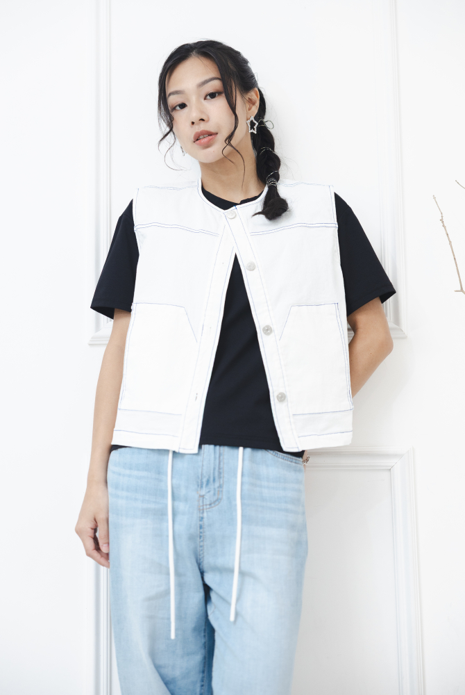 조끼 金屬釘扣長方口袋背心 / 米色