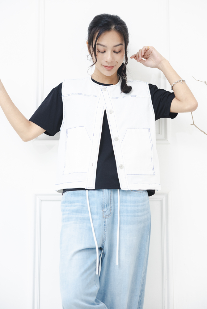 조끼 金屬釘扣長方口袋背心 / 米色