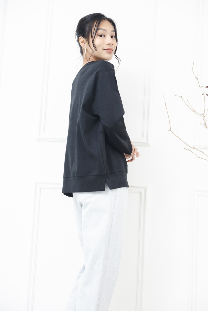 긴팔 素面拚布感七分袖上衣 / 黑色