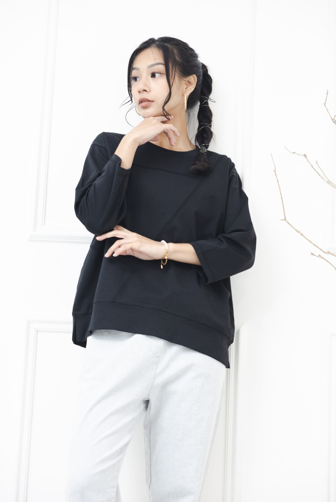 긴팔 素面拚布感七分袖上衣 / 黑色