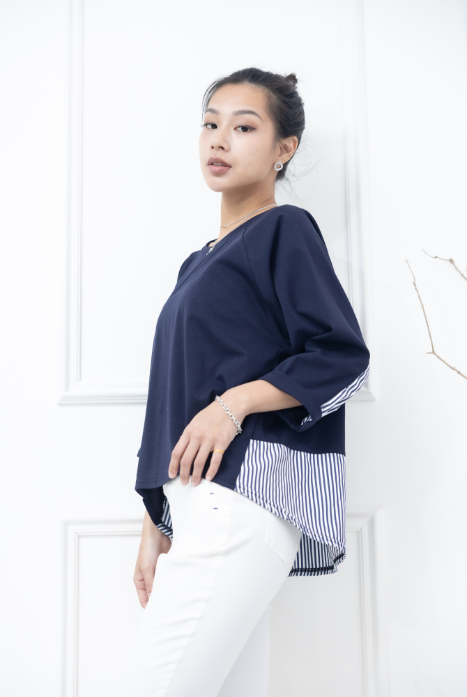 긴팔 素面拼接條紋七分袖上衣 / 深藍色
