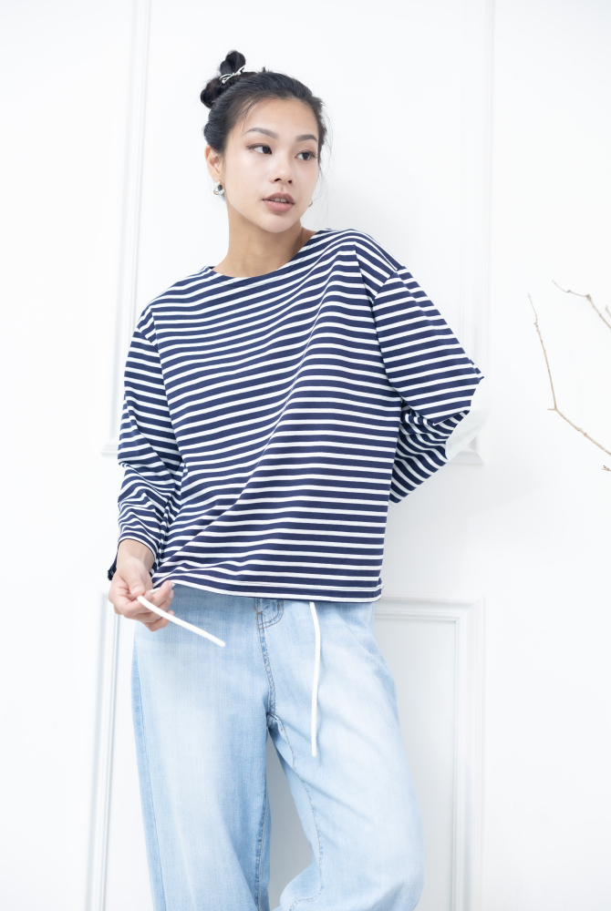 긴팔 藍白細條紋長袖上衣