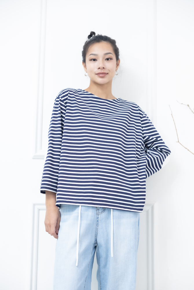 긴팔 藍白細條紋長袖上衣