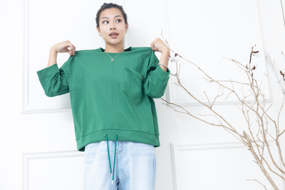 긴팔 左胸反摺口袋下擺抽繩七分袖上衣 / 綠色
