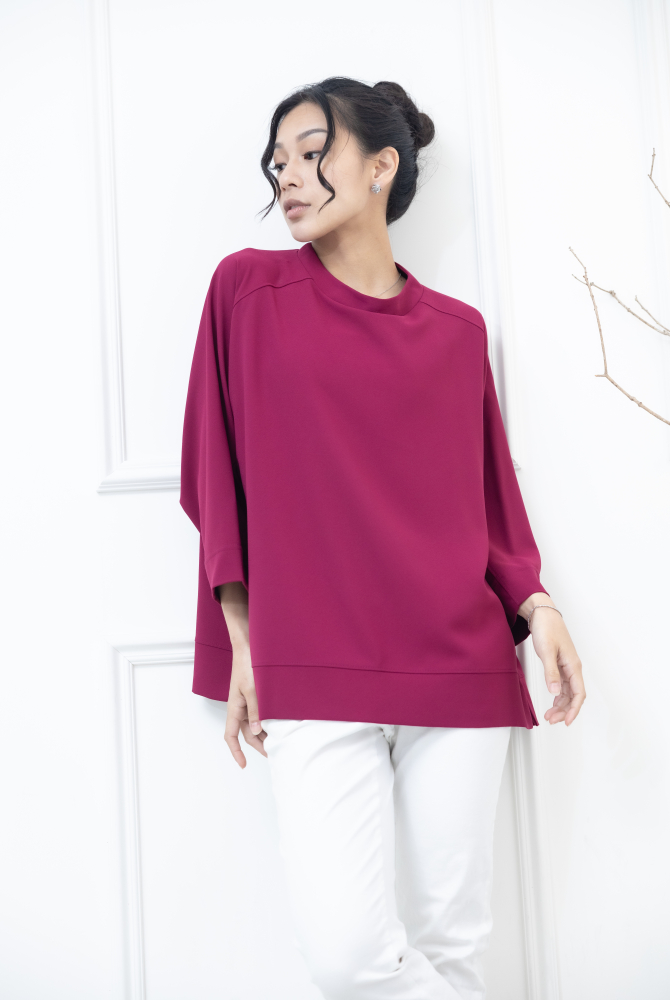 긴팔 下擺開岔背後金屬拉鍊寬版上衣 / 桃紅色