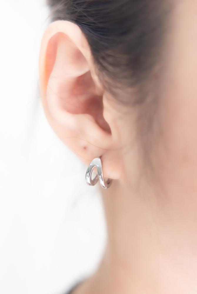귀걸이 雙半圈圈型耳環 / 銀色