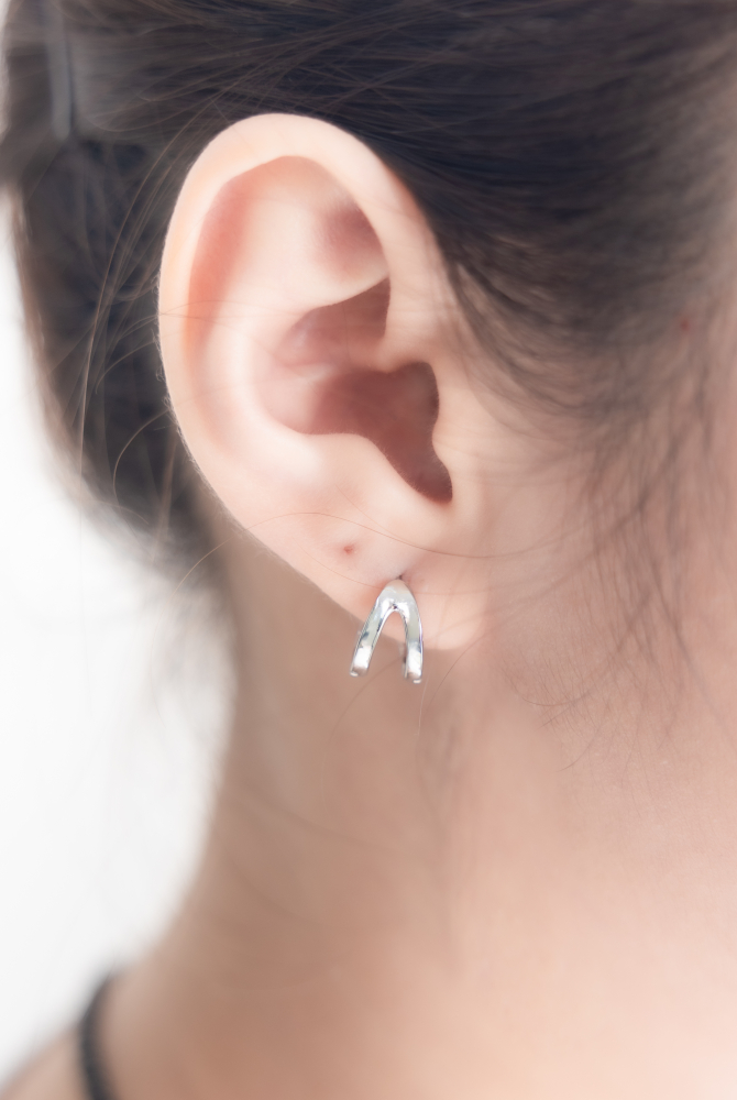 귀걸이 雙半圈圈型耳環 / 銀色