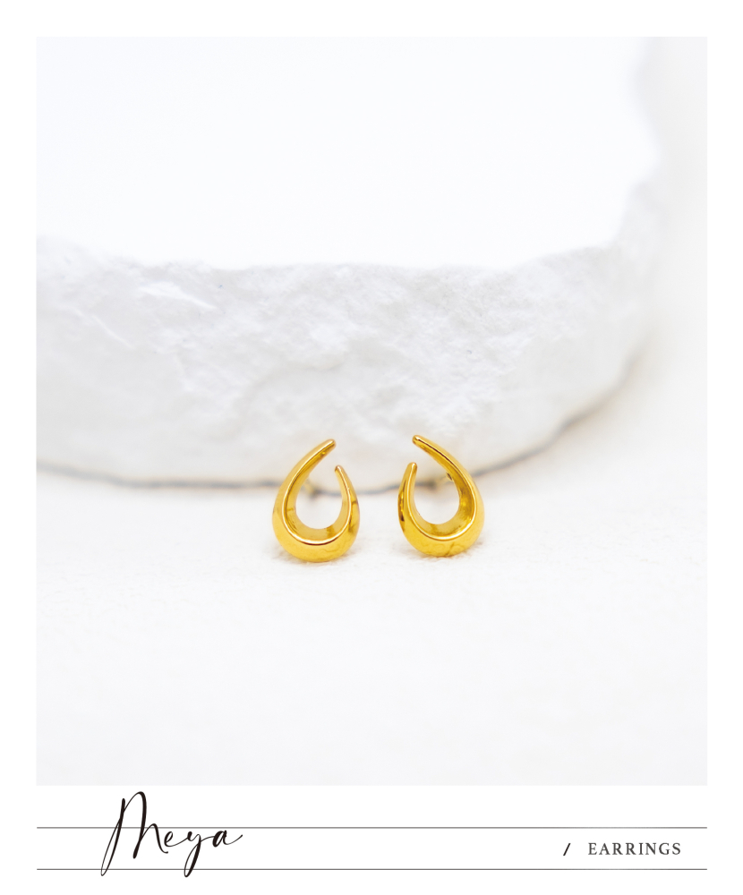 귀걸이 空心水滴耳環 / 金色