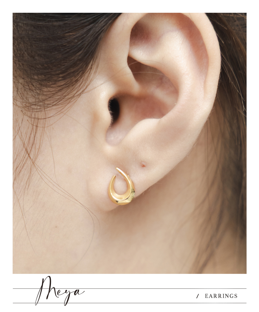 귀걸이 空心水滴耳環 / 金色