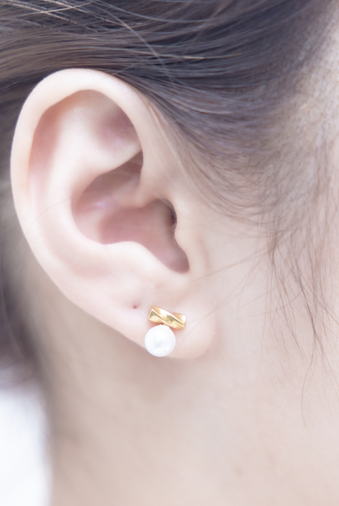 귀걸이 螺旋體掛小珍珠耳環 / 金色