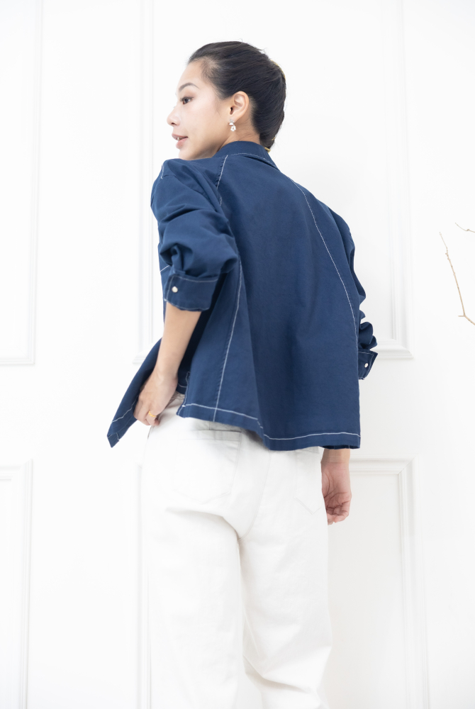 코트 白色車線金屬釘扣長方口袋外套 / 藍色