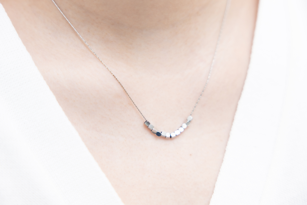 목걸이 可移動小方塊項鍊 / 銀色