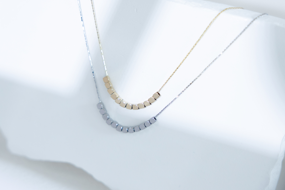 목걸이 可移動小方塊項鍊 / 銀色