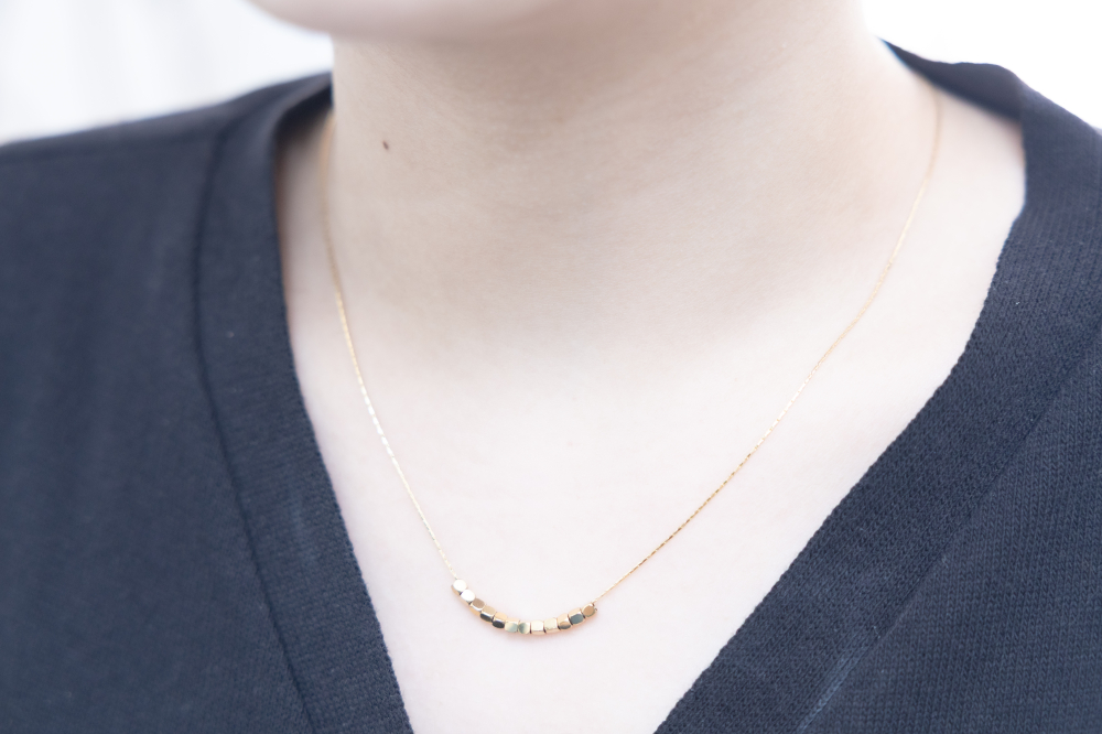 목걸이 可移動小方塊項鍊 / 金色