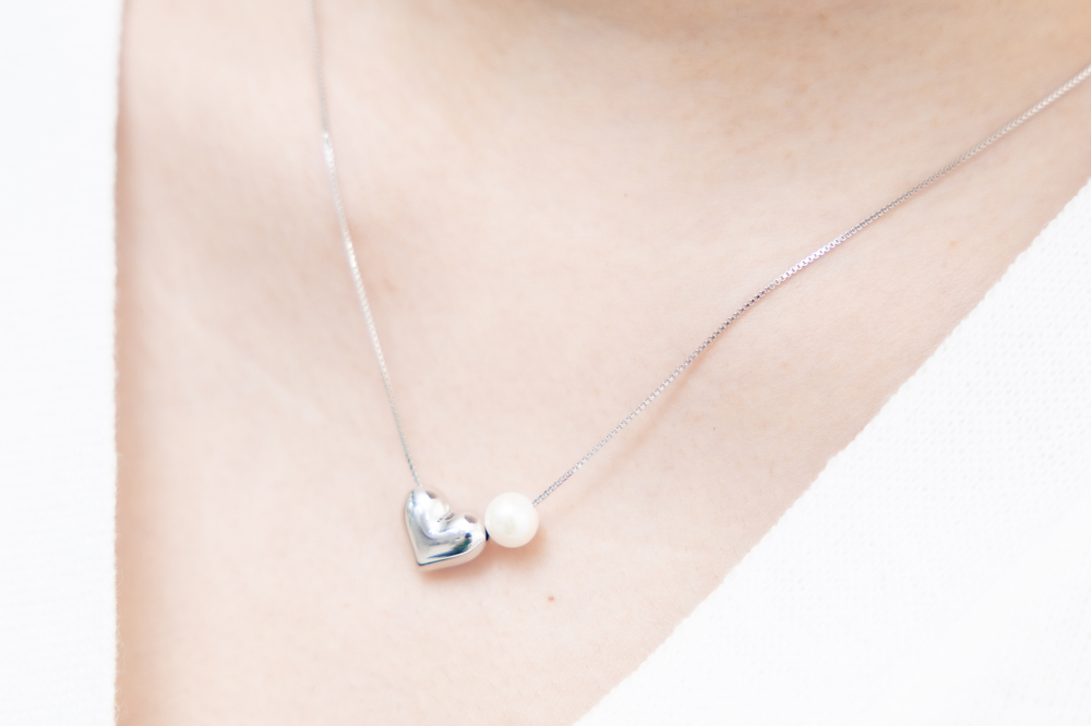 목걸이 小珍珠立體愛心 極細威尼斯鍊 / 銀色