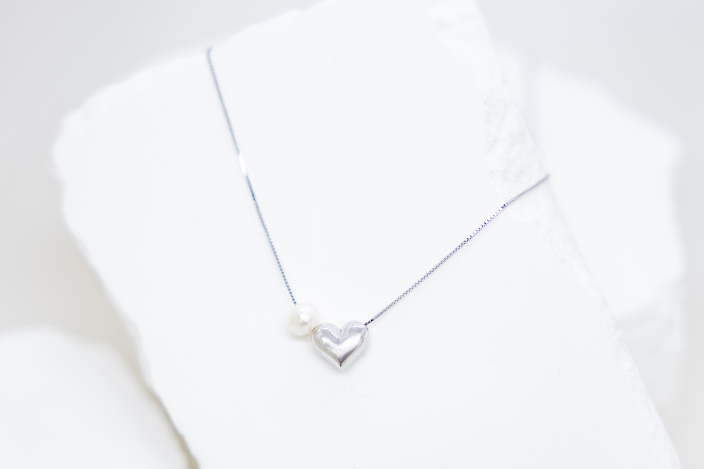 목걸이 小珍珠立體愛心 極細威尼斯鍊 / 銀色
