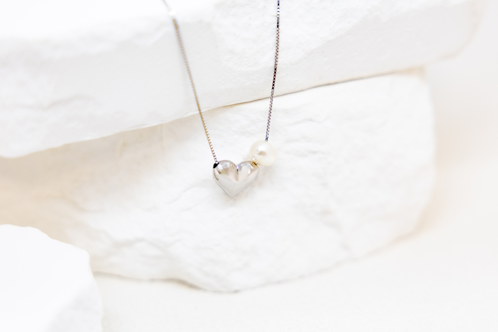 목걸이 小珍珠立體愛心 極細威尼斯鍊 / 銀色