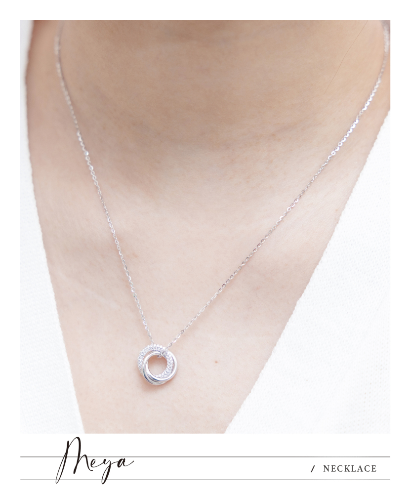 목걸이 三色環相扣鋯石點綴 極細威尼斯鍊 / 銀色