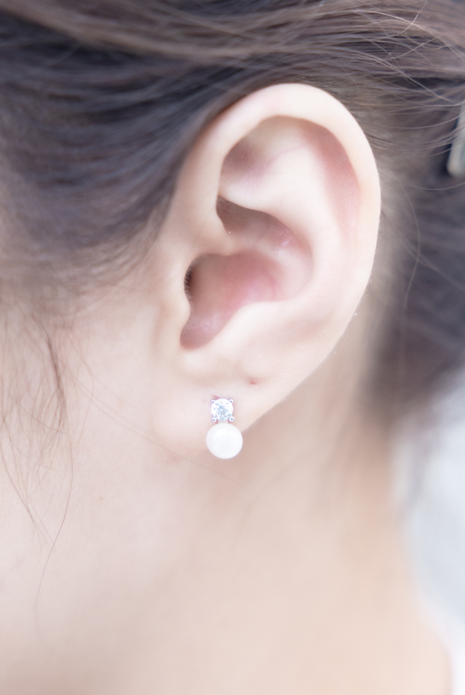 귀걸이 小鋯石Ｕ型圈型耳環 /  銀色