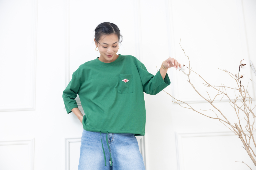 긴팔 左胸口袋刺繡標七分袖上衣 / 綠色