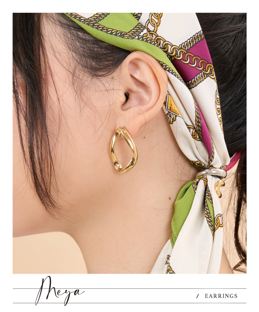 귀걸이 不規則扭曲大圈耳環 / 金色