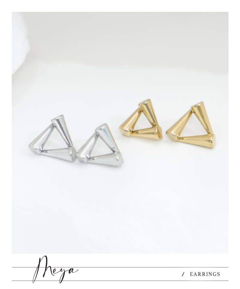 귀걸이 圓錐三角形耳環 / 銀色