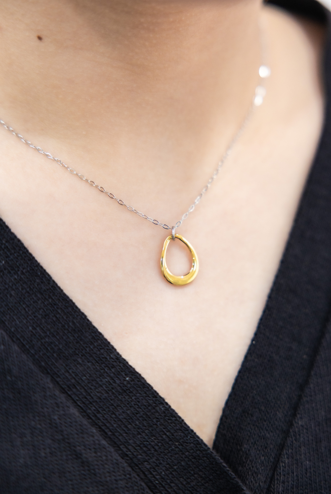목걸이 金色空心水滴狀墜飾項鍊