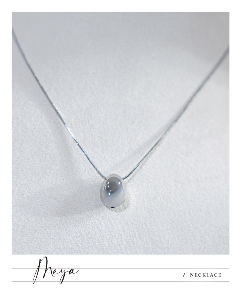 목걸이 橢圓珠墜飾細蛇鍊 / 銀色