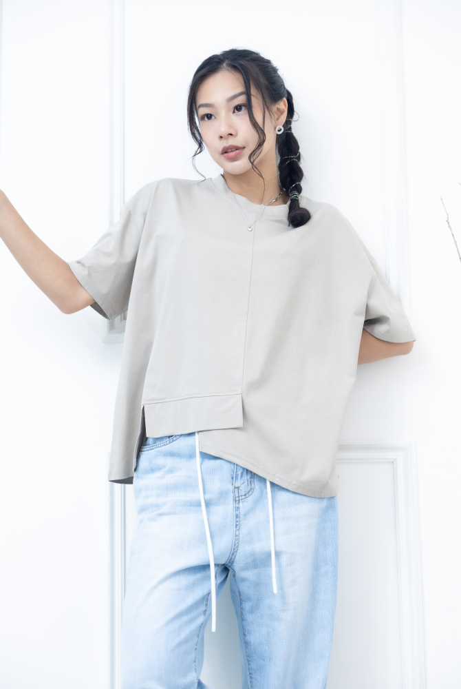 반팔 下擺造型絣接上衣 / 卡其色