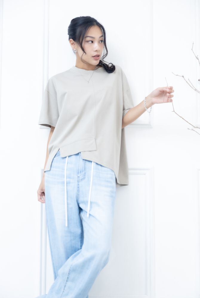 반팔 下擺造型絣接上衣 / 卡其色