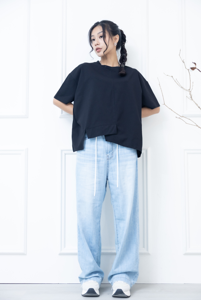 반팔 下擺造型絣接上衣 / 黑色