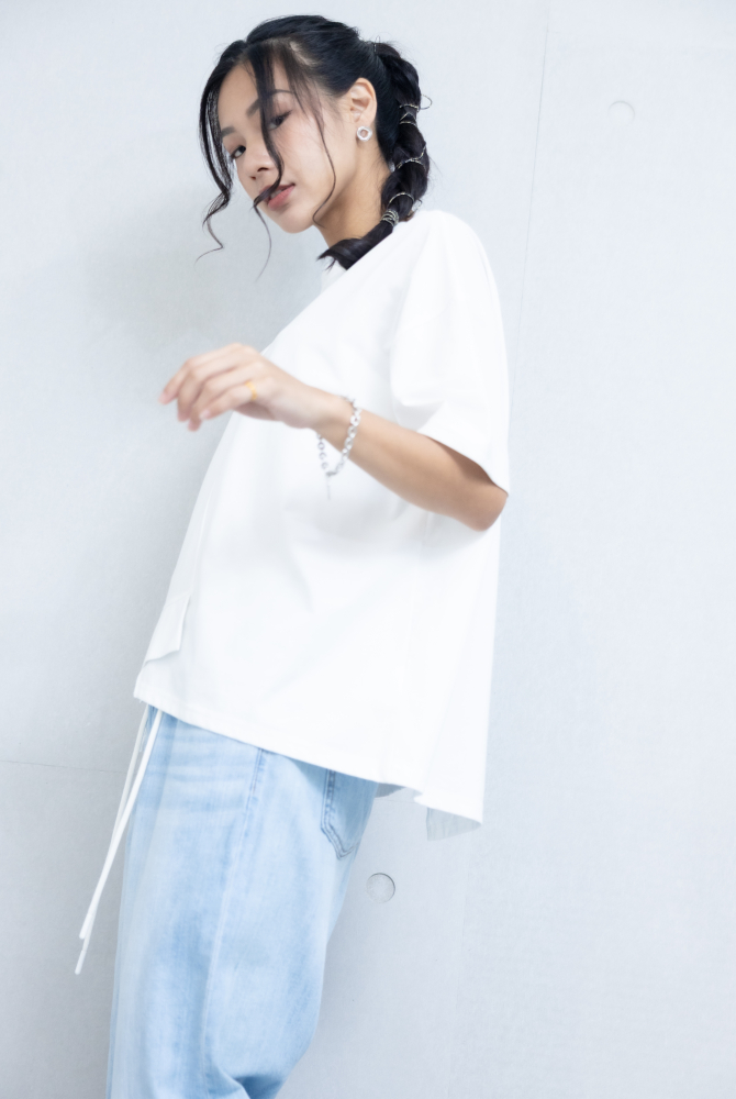 반팔 下擺造型絣接上衣 / 白色