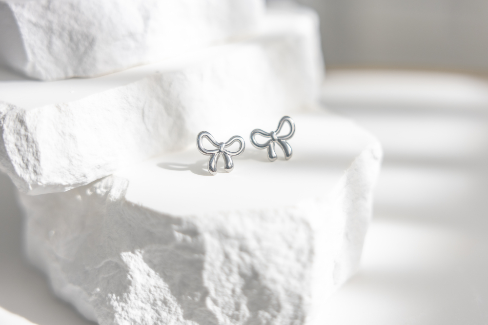 귀걸이 蝴蝶結耳環 / 銀色