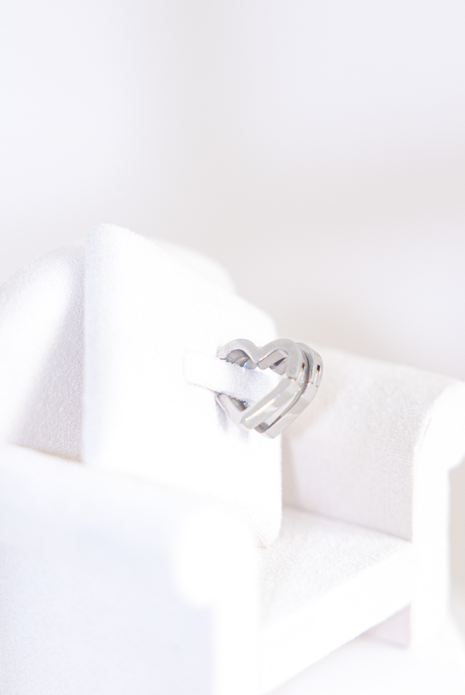 귀걸이 空心愛心圈型耳環 / 銀色