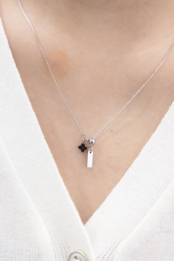 목걸이 黑色四葉花朵Ｙ字極細威尼斯鍊 / 銀色