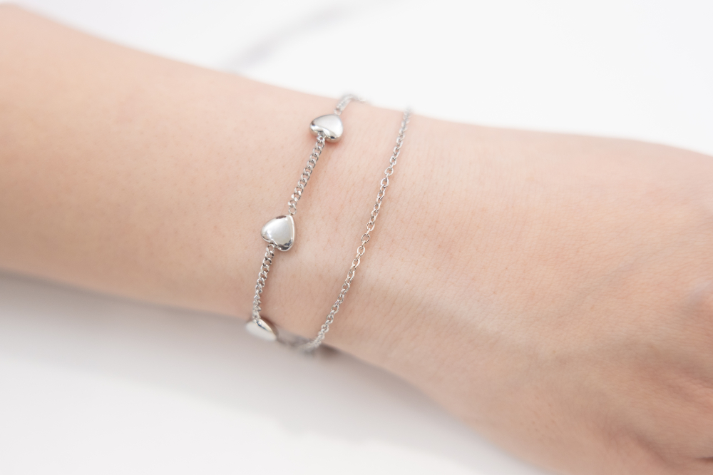 팔찌 喜平鍊間隔立體愛心雙層鍊 / 銀色