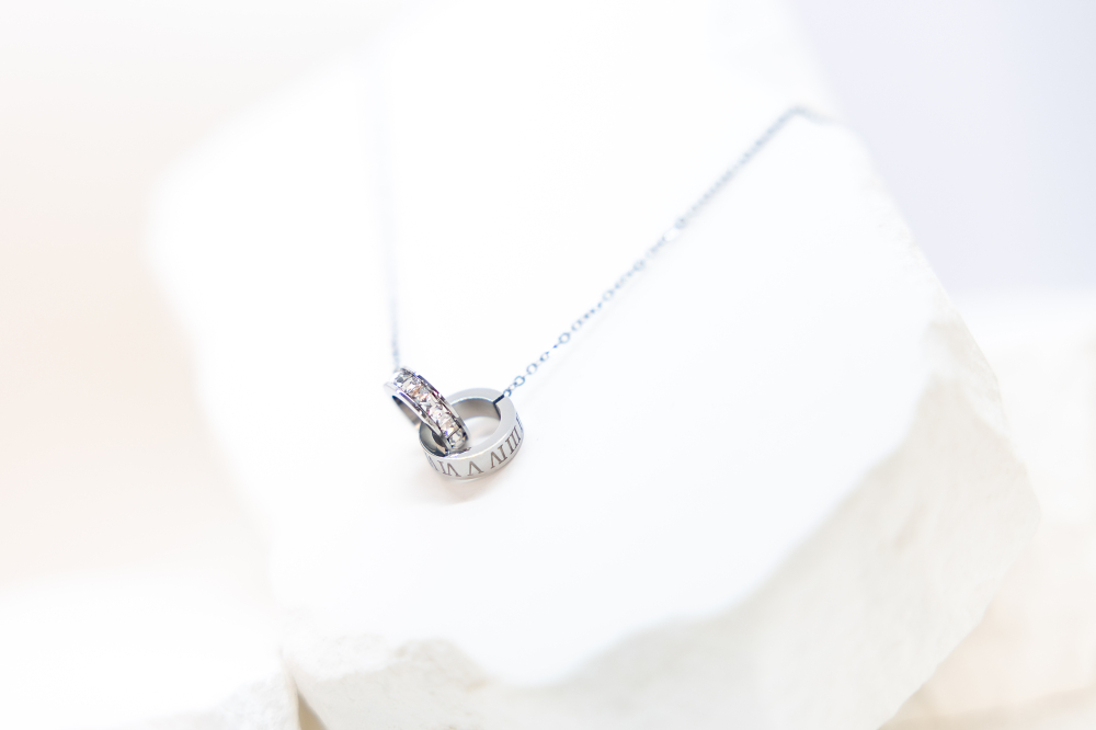 목걸이 雙圈相扣羅馬數字項鍊 / 銀色