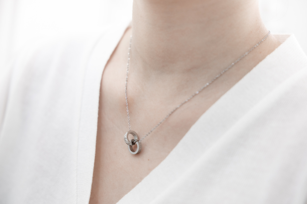 목걸이 雙圈相扣羅馬數字項鍊 / 銀色