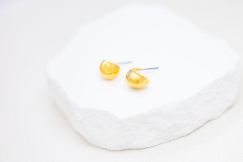 귀걸이 寬版彎曲月亮耳環 / 金色