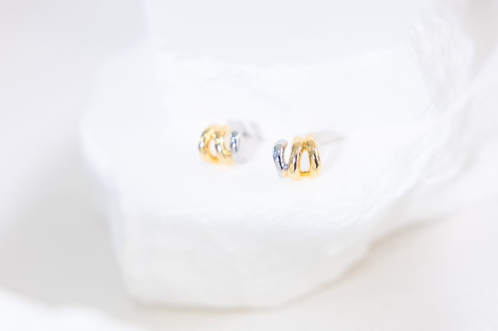 귀걸이 金銀雙色小半圓弧耳環