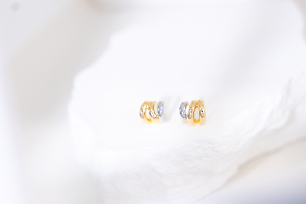 귀걸이 金銀雙色小半圓弧耳環