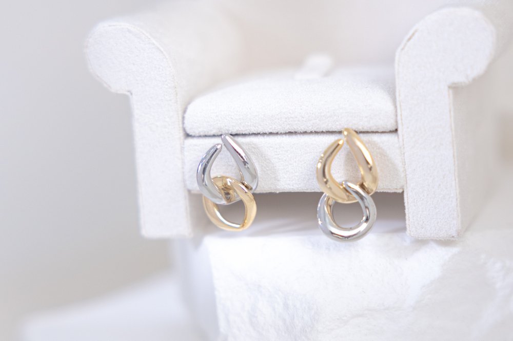 귀걸이 金銀雙色扁寬空心小水滴耳環