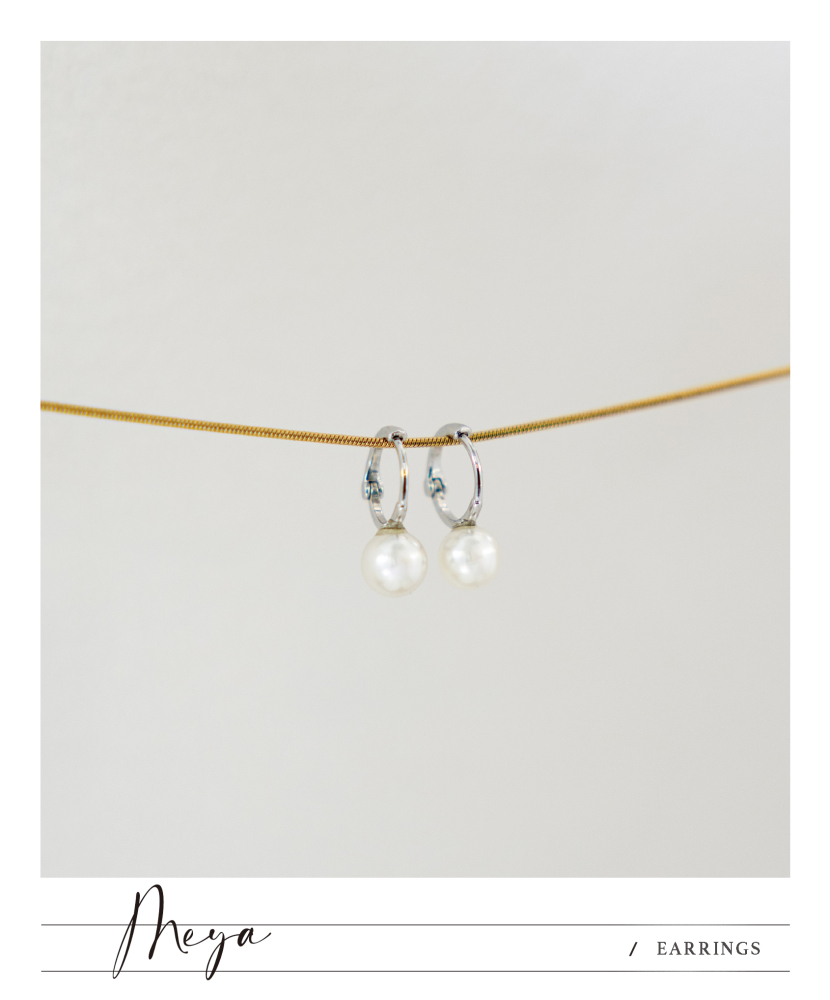 귀걸이 單顆珍珠圈型耳環 / 銀色