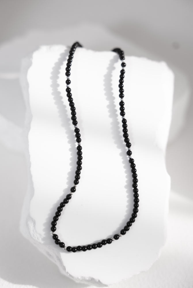 목걸이 瑪瑙圓珠間隔銀色小圓珠項鍊 / 黑色