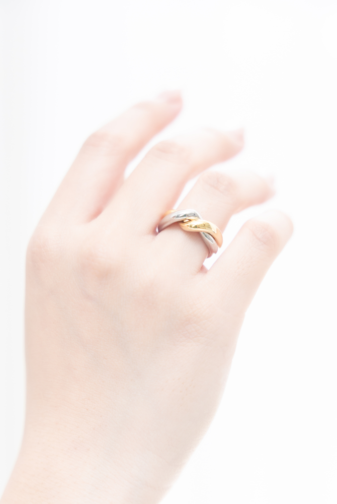 반지 金銀雙色環相扣扭曲造型戒指