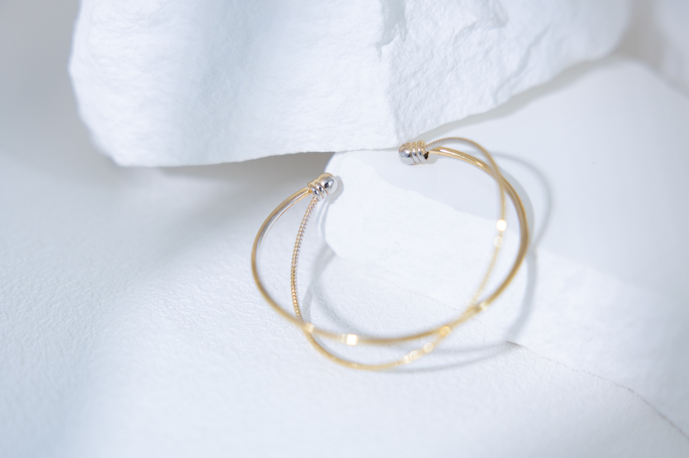 팔찌 細條交叉螺旋造型開口式手環 / 金色