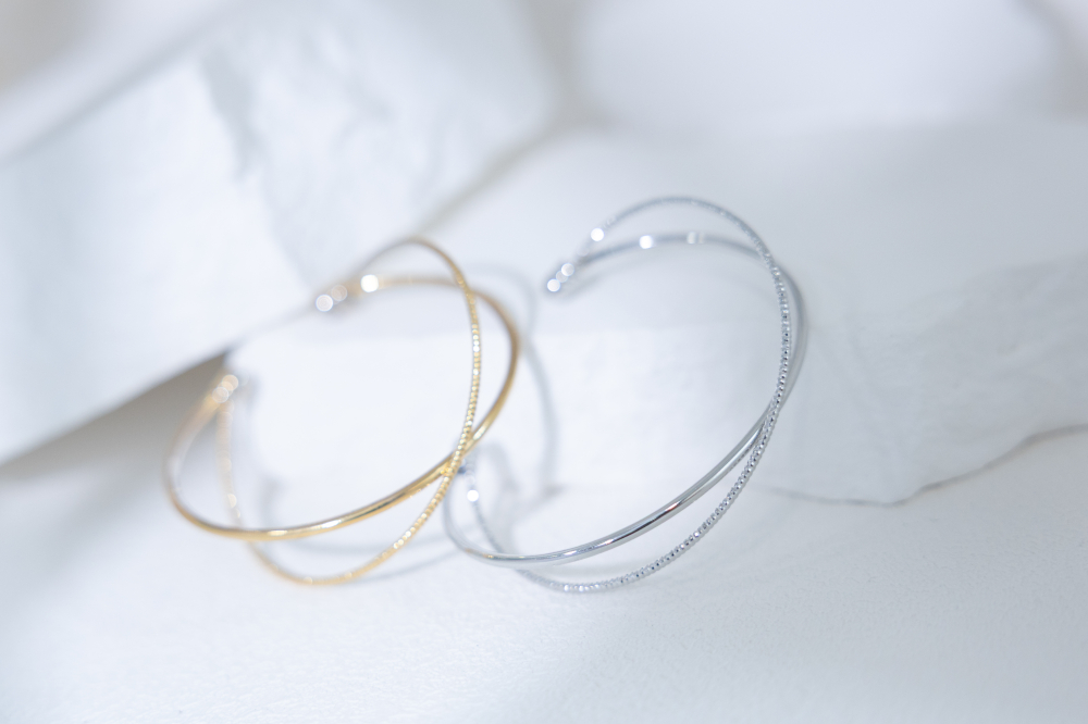 팔찌 細條交叉螺旋造型開口式手環 / 金色