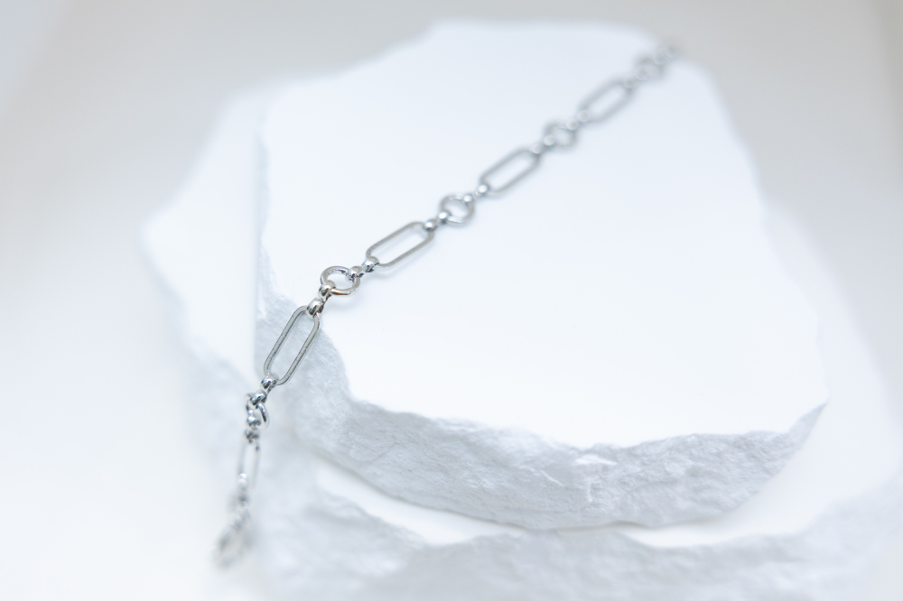 팔찌 橢圓形小圓形手鍊 / 銀色