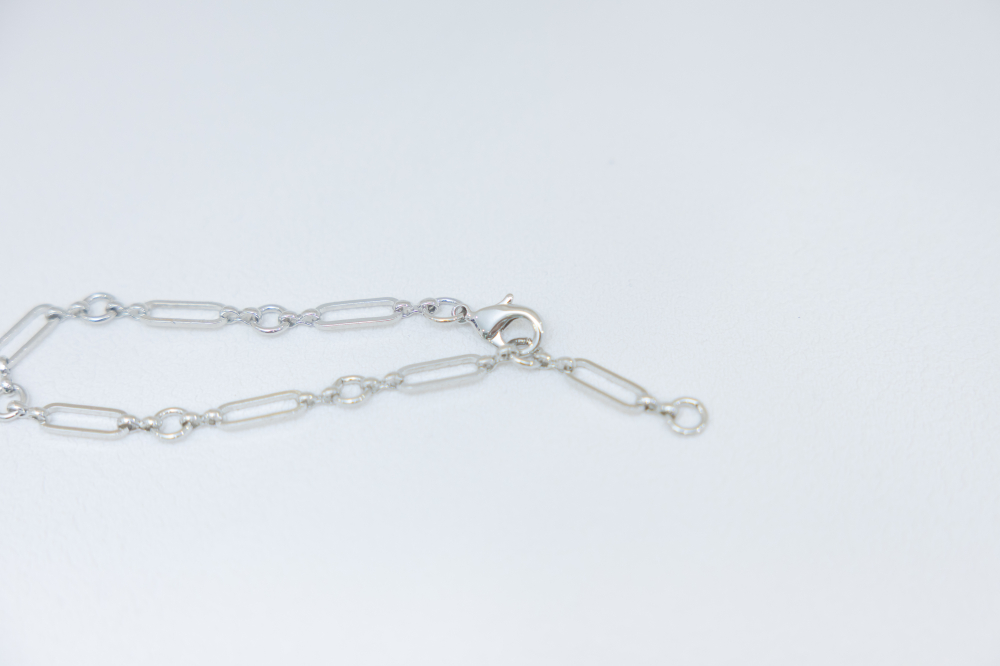 팔찌 橢圓形小圓形手鍊 / 銀色
