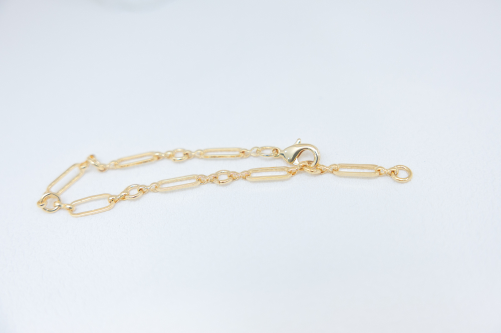 팔찌 橢圓形小圓形手鍊 / 金色